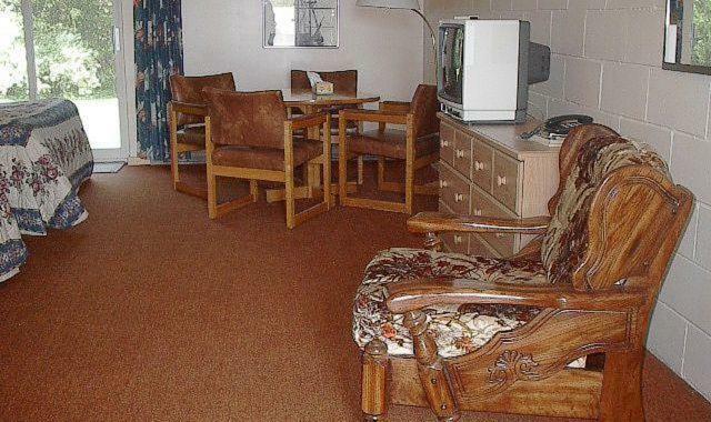 Top Notch Motel Wiarton Ngoại thất bức ảnh